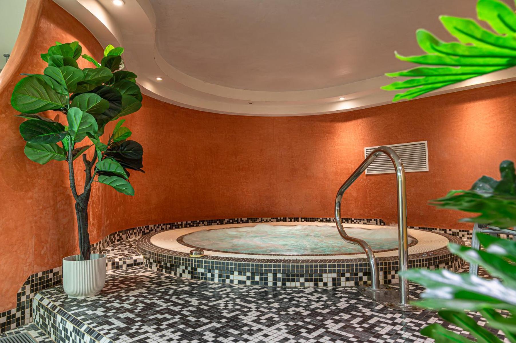 Le Mauritia Hotel Et Spa Pornic Εξωτερικό φωτογραφία